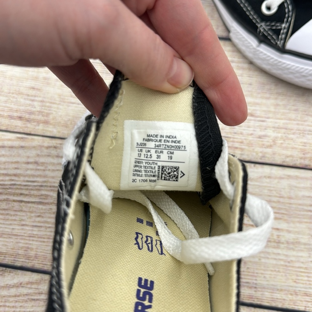 Converse All Star Black and White Sneakers Size 13 - Picture 2 of 6